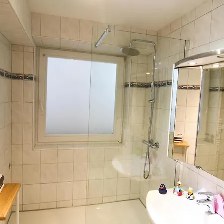 Ferienwohnung-blaue-huis2 *